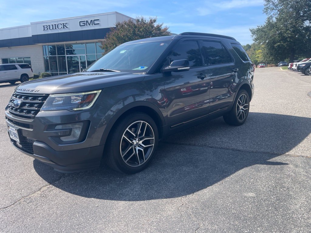 Used 2017 Ford Explorer Sport AWD/4WD image 1