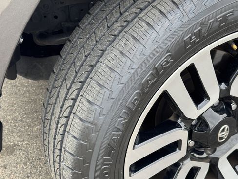 Used 2023 Toyota 4Runner Limited image 14