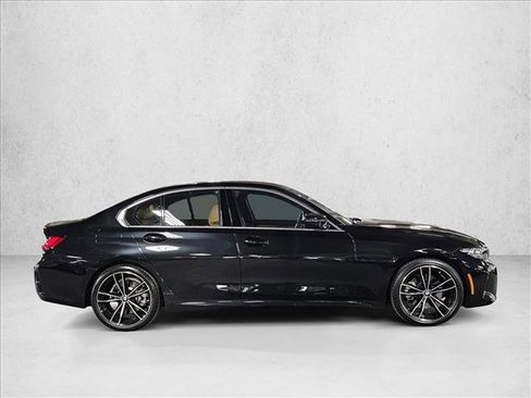 Certified 2024 BMW 330i Sedan w/ M Sport Package image 4