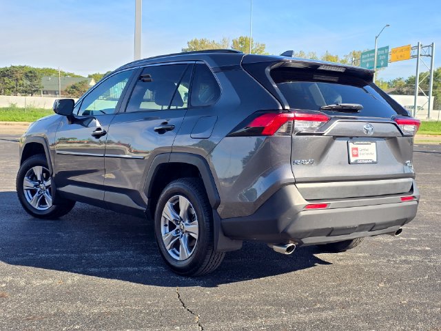 Used 2022 Toyota RAV4 XLE w/ Convenience Package AWD/4WD image 15