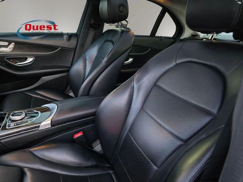 Used 2017 Mercedes-Benz C 300 4MATIC Sedan image 29