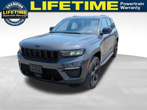 Used 2024 Jeep Grand Cherokee Limited w/ Luxury Tech Group II AWD/4WD image 1