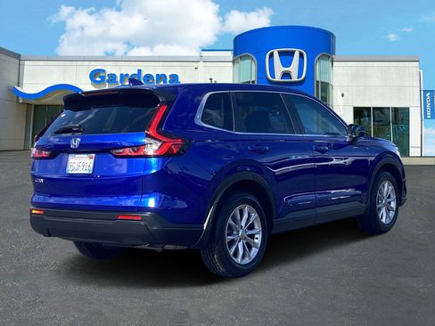 Used 2023 Honda CR-V EX image 6