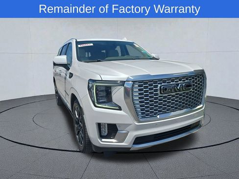 Used 2023 GMC Yukon Denali w/ Denali Reserve Package AWD/4WD image 4