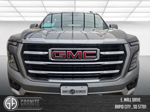 New 2026 GMC Yukon XL Elevation w/ Elevation Premium Package AWD/4WD image 8