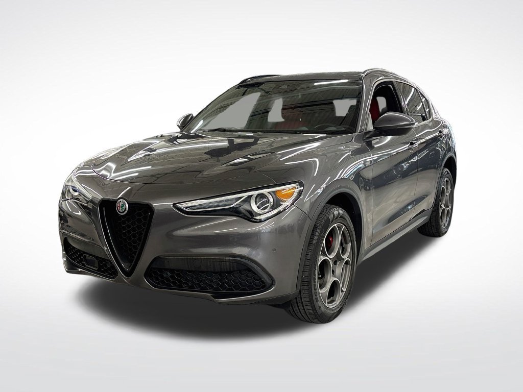 Used 2023 Alfa Romeo Stelvio Sprint AWD/4WD image 1