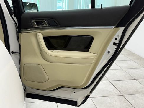 Used 2013 Lincoln MKS AWD image 20
