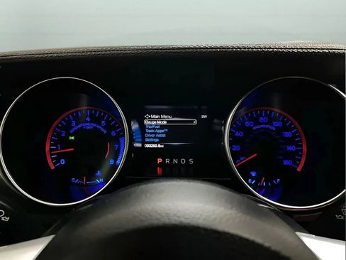 Used 2019 Ford Mustang Premium RWD image 17