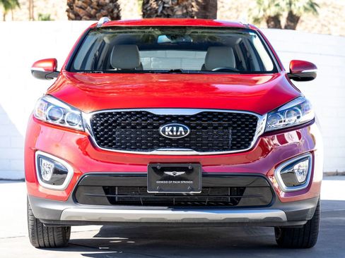 Used 2016 Kia Sorento EX image 4