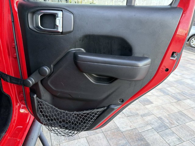 Used 2018 Jeep Wrangler Unlimited Sport AWD/4WD image 19