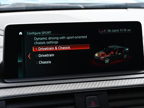 Used 2018 BMW M2 image 30