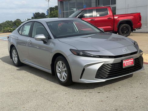 New 2026 Toyota Camry LE FWD image 1