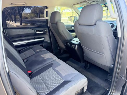 Used 2015 Toyota Tundra SR5 w/ SR5 Upgrade Package image 34