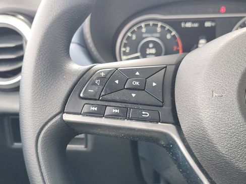 Used 2025 Nissan Versa SV image 22