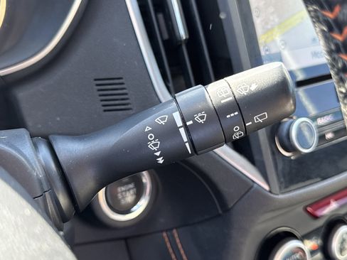 Used 2018 Subaru Crosstrek 2.0i Limited image 18