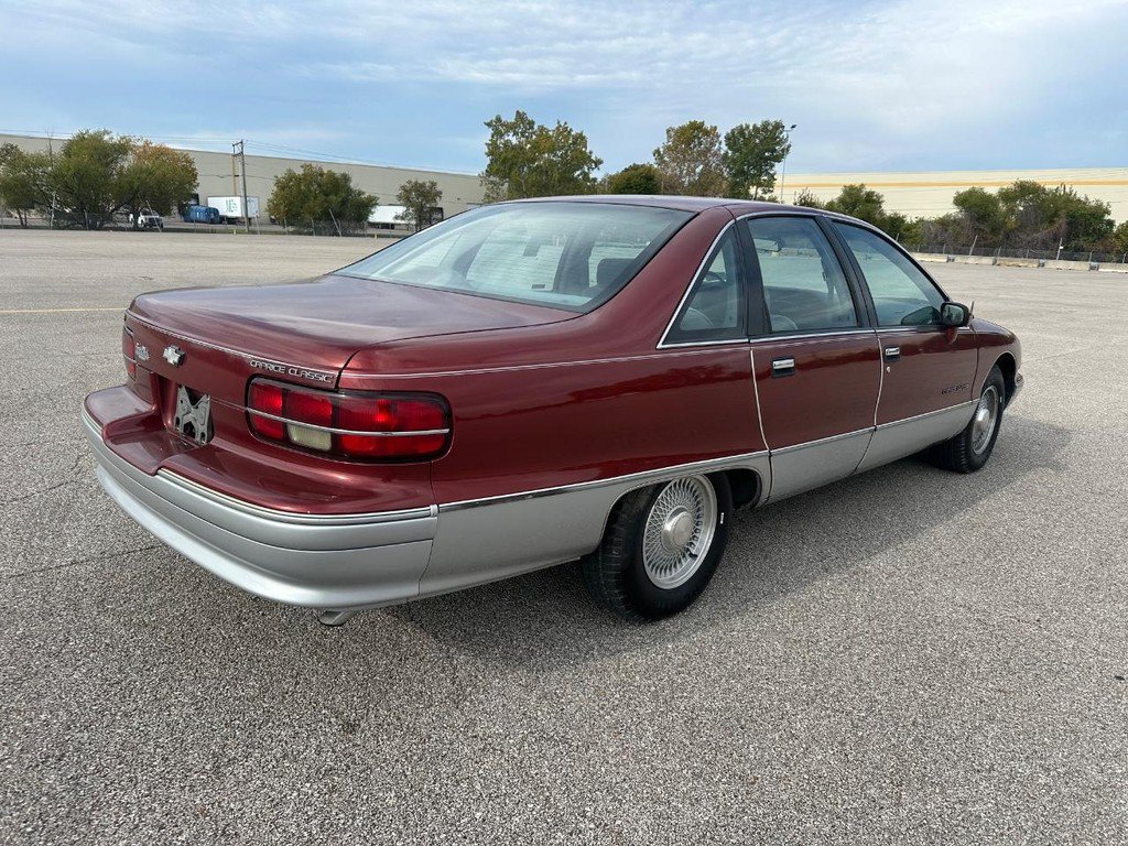 Used 1991 Chevrolet Caprice Classic LTZ RWD image 3