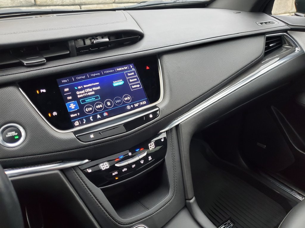 Used 2024 Cadillac XT5 Sportv w/ LPO, Floor Liner Package AWD/4WD image 24