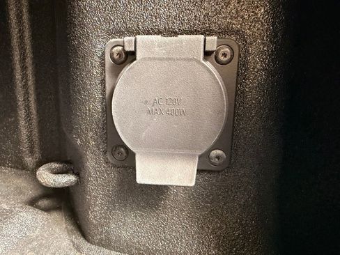 Used 2024 GMC Sierra 2500 AT4 w/ AT4 Premium Plus Package image 12