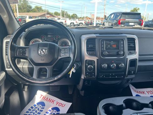 Used 2017 RAM 1500 Big Horn AWD/4WD image 35