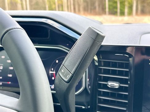 New 2026 GMC Sierra 2500 SLT w/ SLT Premium Package image 22