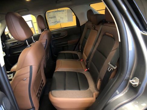 New 2026 Ford Bronco Sport Outer Banks w/ Outer Banks Tech Package+ AWD/4WD image 20