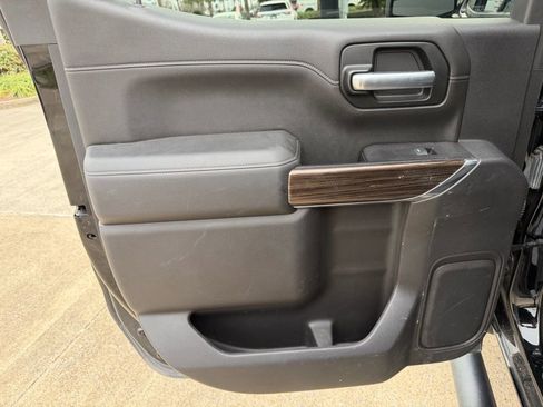 Used 2019 Chevrolet Silverado 1500 RST w/ All-Star Edition image 11