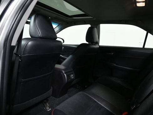 Used 2016 Toyota Camry XSE w/ Moonroof Package FWD image 7