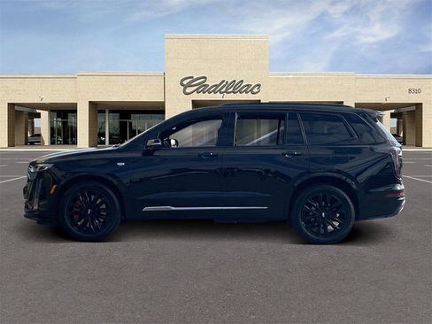 Certified 2022 Cadillac XT6 Sport w/ Platinum Package image 8