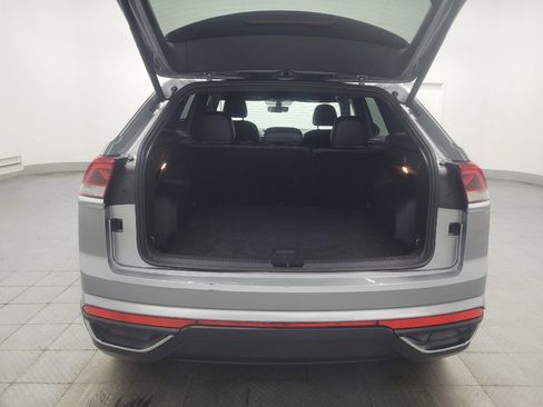 Used 2021 Volkswagen Atlas Cross Sport SE FWD image 29
