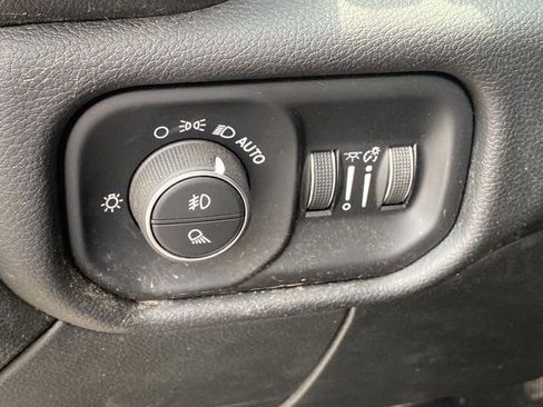 Used 2024 RAM 2500 Laramie AWD/4WD image 19