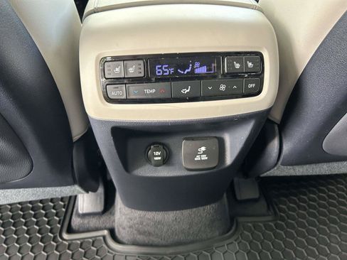 Used 2023 Hyundai Palisade Calligraphy w/ Cargo Package FWD image 19