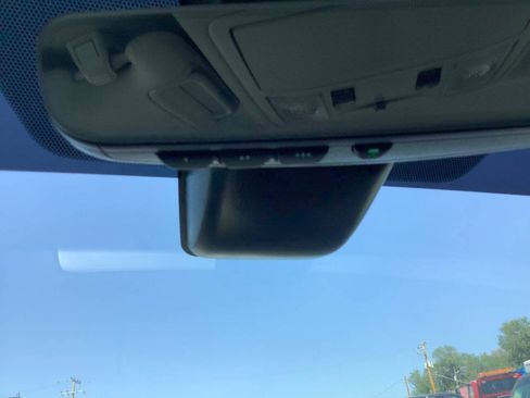Used 2016 Toyota RAV4 Limited AWD/4WD image 50