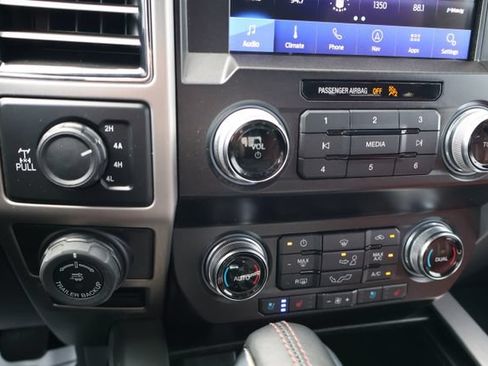 Used 2020 Ford F150 Platinum w/ Equipment Group 701A Luxury AWD/4WD image 13