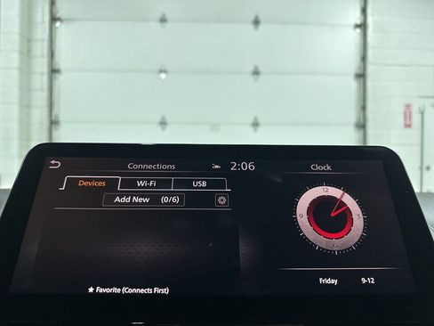 Used 2022 Nissan Armada SL w/ Captain's Chairs Package image 25