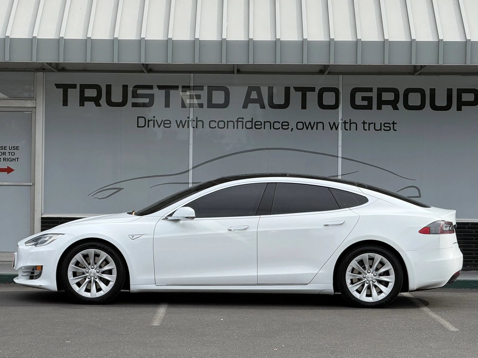 Used 2016 Tesla Model S 75 RWD image 12
