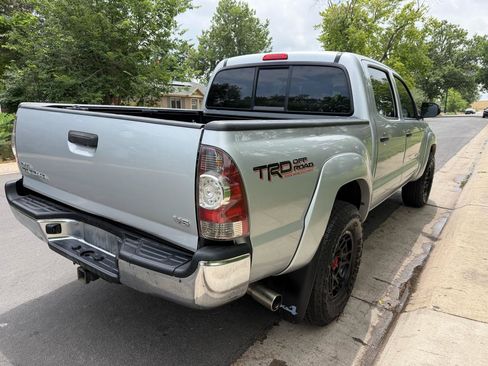 Used 2013 Toyota Tacoma 4x4 Double Cab w/ TRD Off-Road Pkg image 5