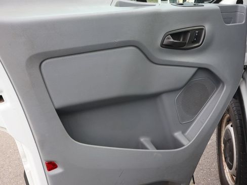 Used 2017 Ford Transit 250 138 RWD image 13