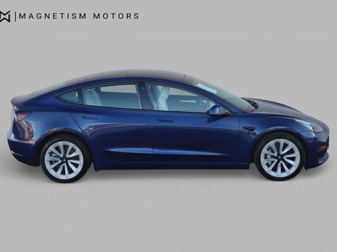 Used 2022 Tesla Model 3 Long Range image 3