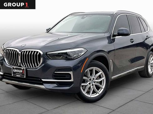 Used 2022 BMW X5 sDrive40i w/ Parking Assistance Package RWD image 1