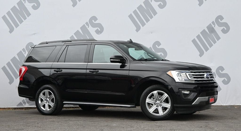 Used 2019 Ford Expedition XLT w/ Equipment Group 202A RWD image 3