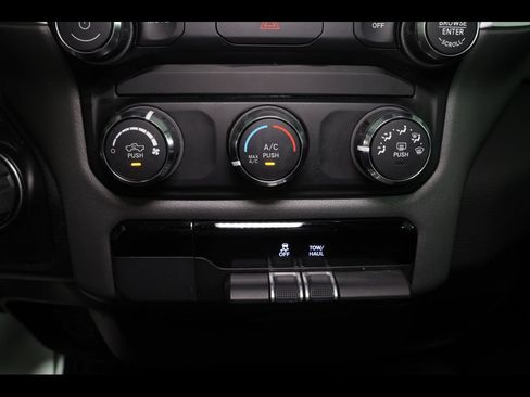 Used 2022 RAM 1500 Big Horn AWD/4WD image 27