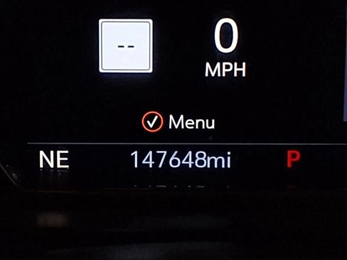 Used 2021 GMC Sierra 1500 Denali w/ Denali Ultimate Package AWD/4WD image 24