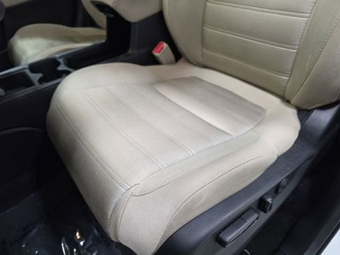 Used 2019 Honda CR-V EX image 27