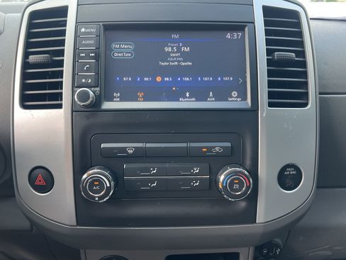 Used 2020 Nissan Frontier S RWD image 3