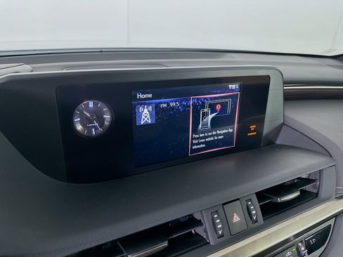 Used 2019 Lexus ES 350 image 18