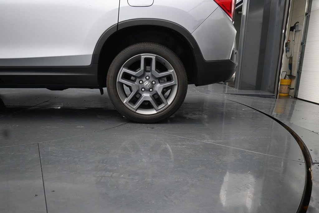 Used 2023 Honda Passport EX-L image 14