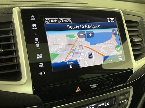 Used 2017 Honda Pilot Elite image 19