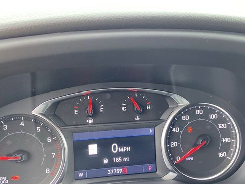 Used 2022 GMC Acadia SLE w/ Driver Convenience Package image 21