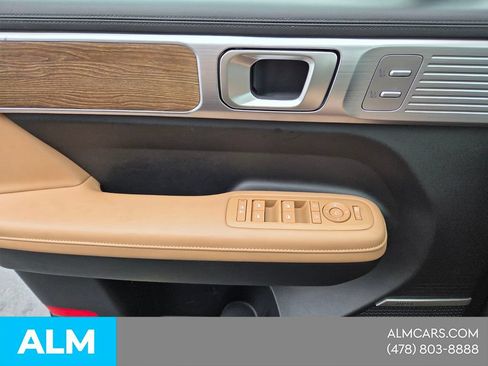 Used 2025 Hyundai Santa Fe Limited FWD image 30