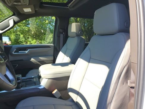 New 2026 GMC Sierra 1500 SLT w/ SLT Premium Package AWD/4WD image 23